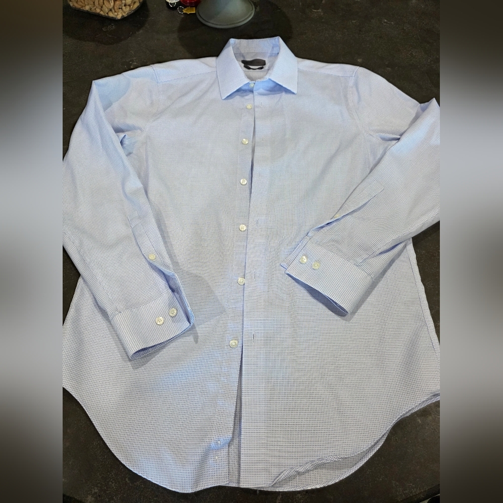 Calvin Klein INFINITE NON IRON Blue Dress Shirt with Point Collar